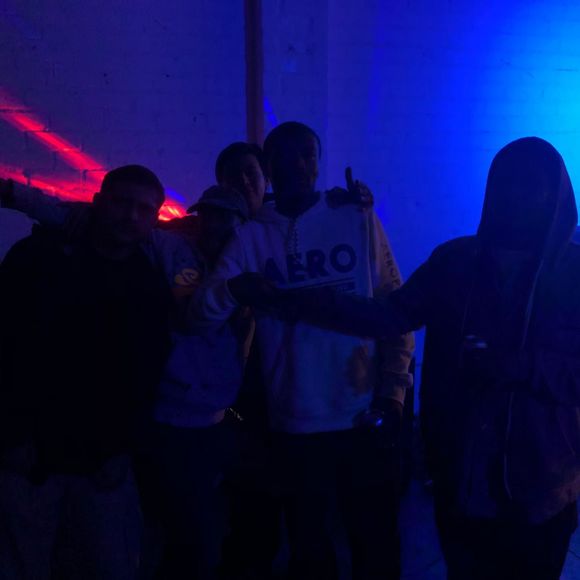 Meet your Posher, Hawthorne - Picture 1 of 1